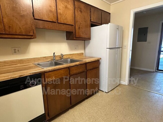 Building Photo - 4613 Renee St