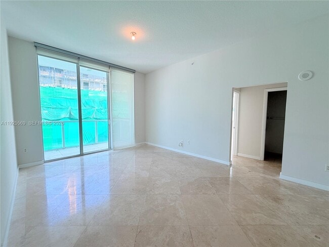 Building Photo - 31 SE 5th St