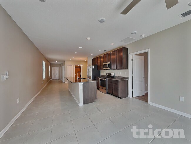 Foto del edificio - 4648 Lindever Ln