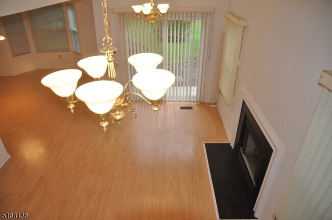 Foto del edificio - 280 Greenfield Rd