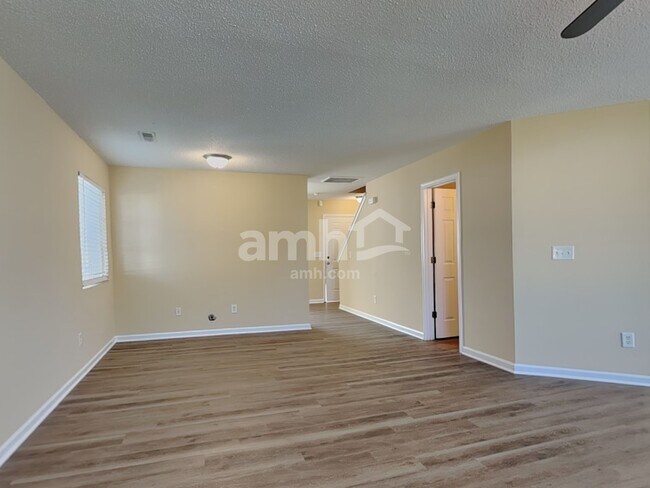 Foto del edificio - 1836 Chatfield Dr