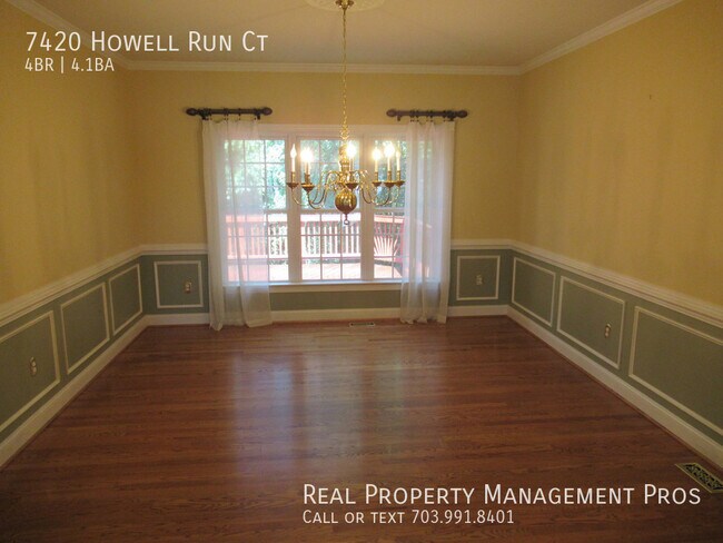 Foto del edificio - Over 5400SF/Backs to Trees