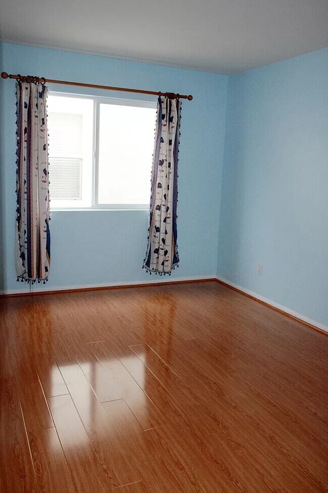 Building Photo - 11462 Creekstone Ln