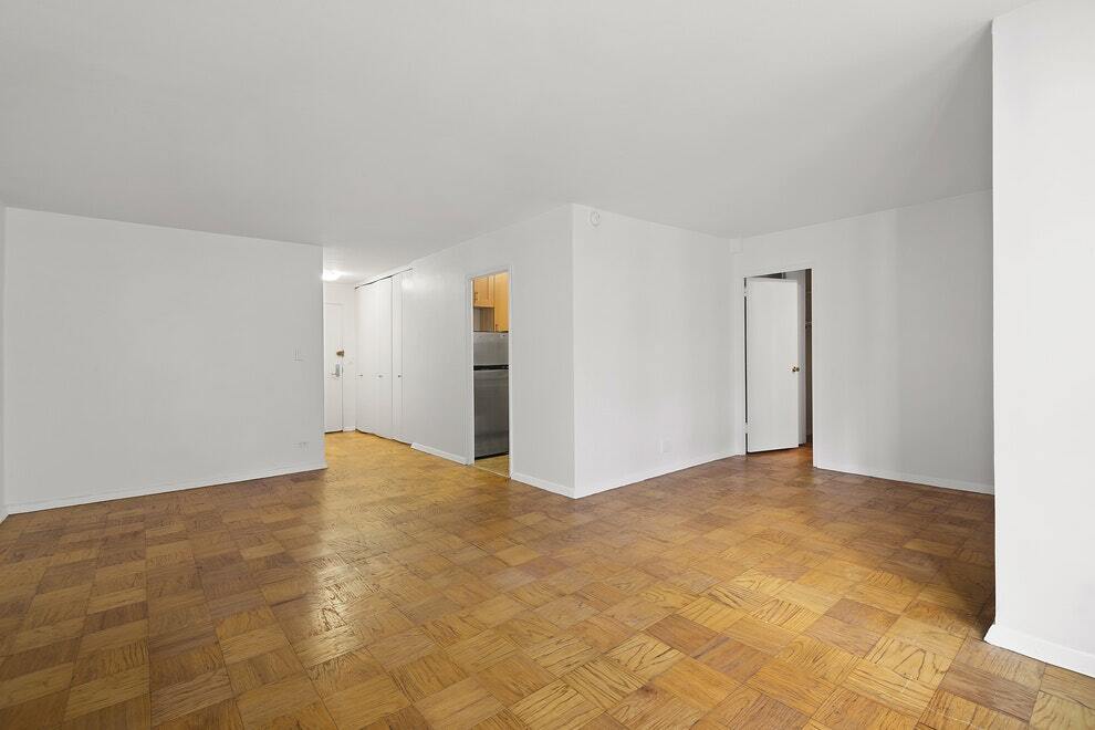 Building Photo - No board approval required