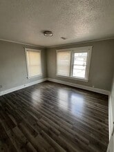 Building Photo - 3420 Clifton St