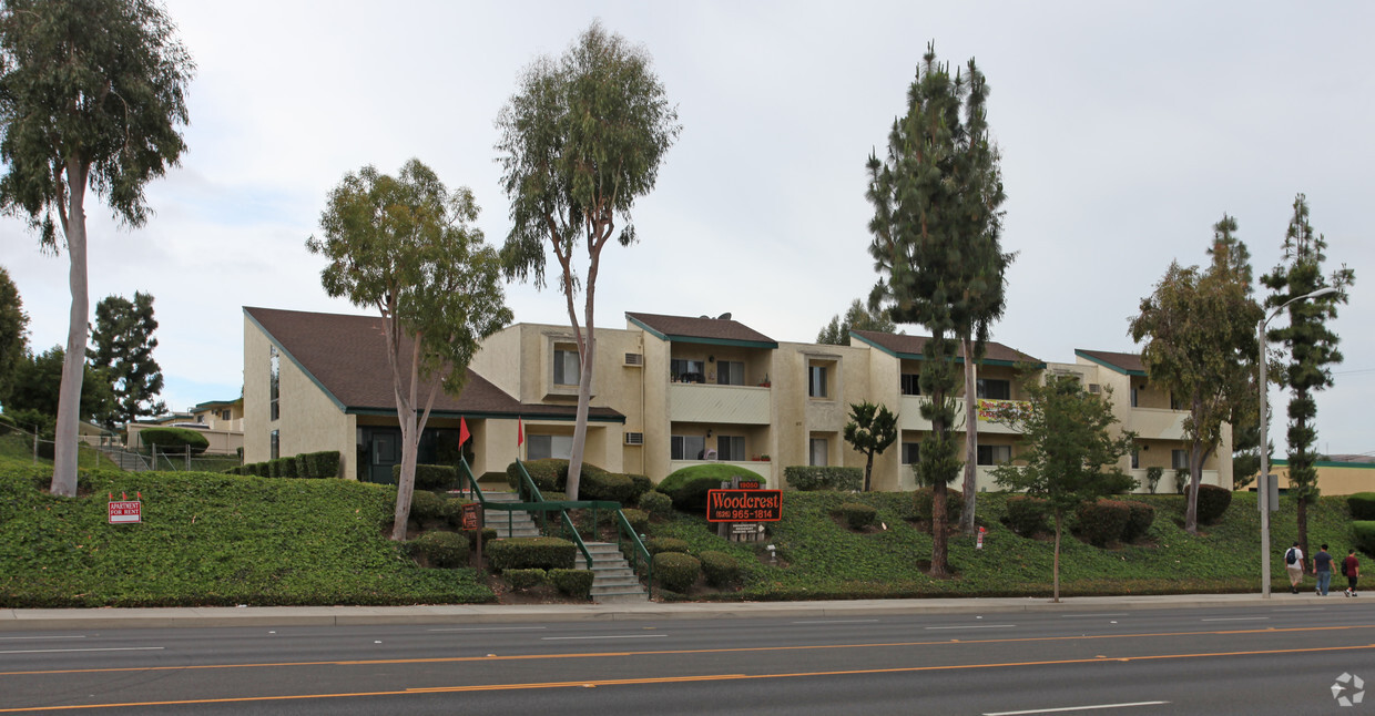 Foto principal - Woodcrest Apartments