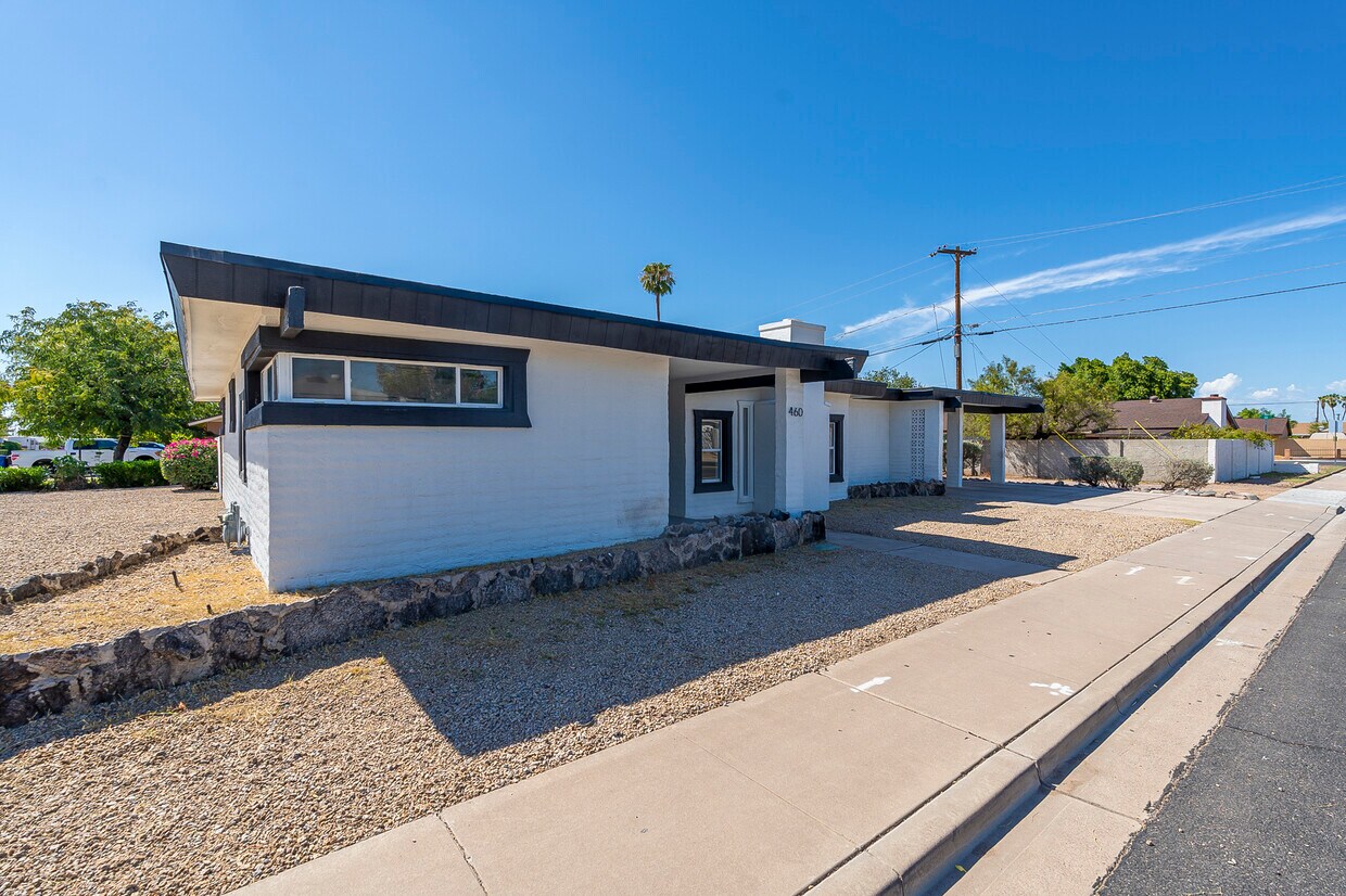 Foto principal - 460 N Longmore