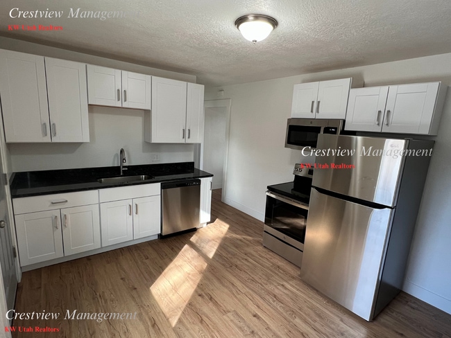 Photo - Lambourne Duplex Apartment