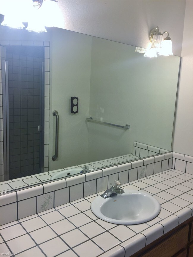 Foto del edificio - 3 br, 2 bath House - 335 Bree Drive