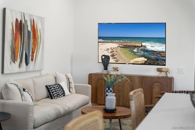 Foto del edificio - 2483 Oxford Ave