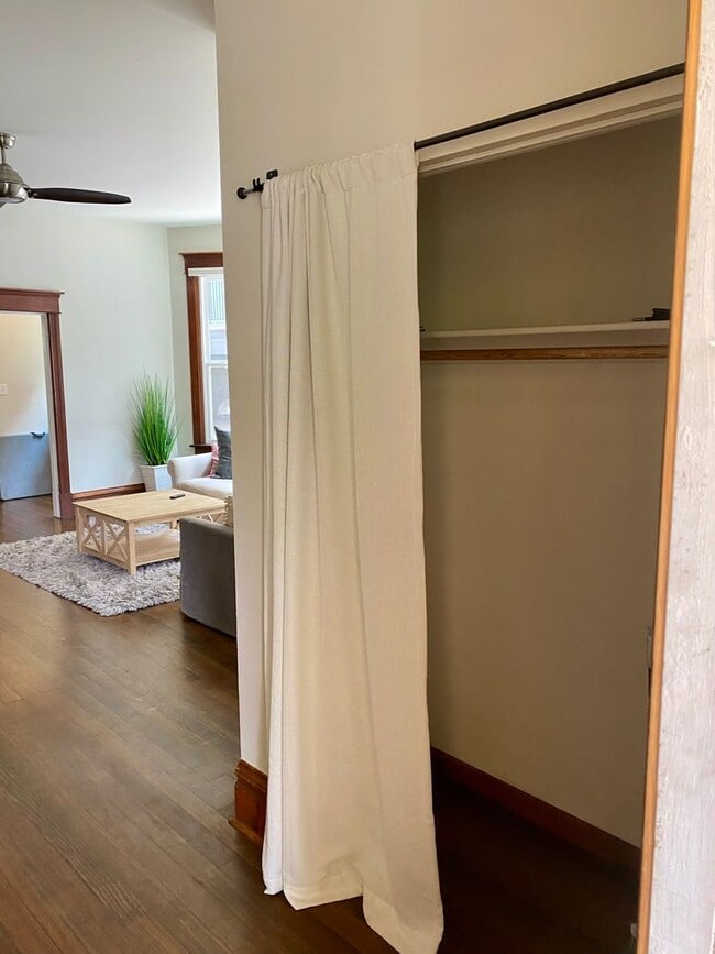 Foto del edificio - Modern Farmhouse Style - Available for Fal...