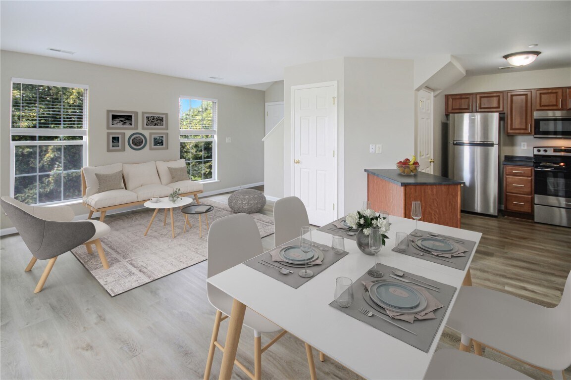 Foto principal - 143 Stonewall Creek Dr