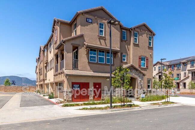 Building Photo - 40455 Birchfield Dr
