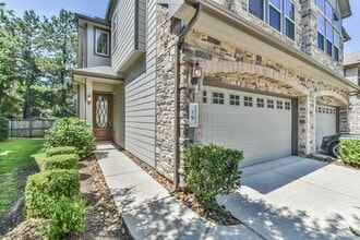 Building Photo - 19 Aventura Pl