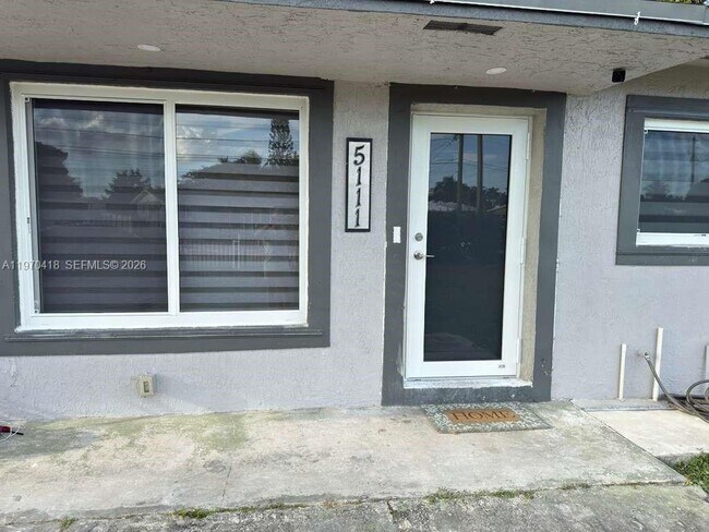 Foto del edificio - 5111 NW 178th Terrace