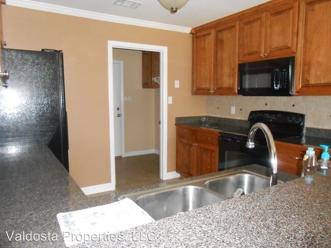 Building Photo - 4 br, 2 bath House - 4675 Stonewall Circle