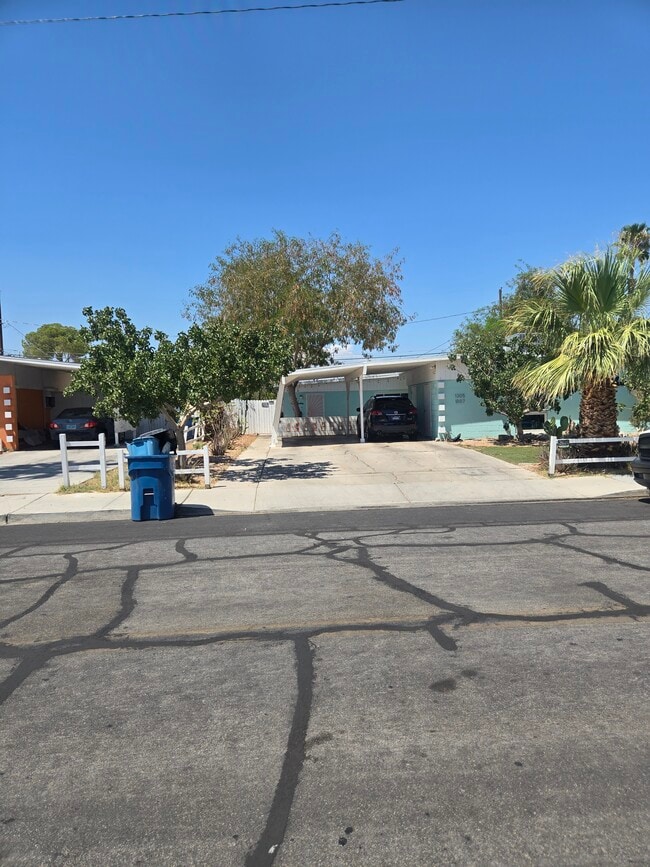 Building Photo - 1305 Phillips Ave