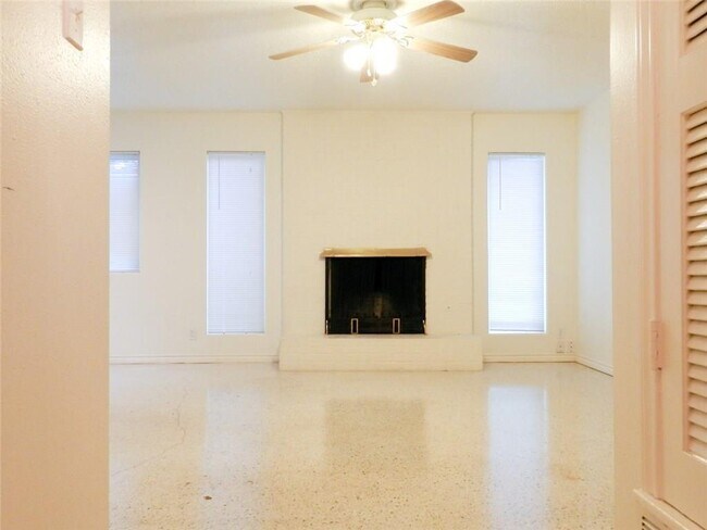 Foto del edificio - 3713 Meredith St