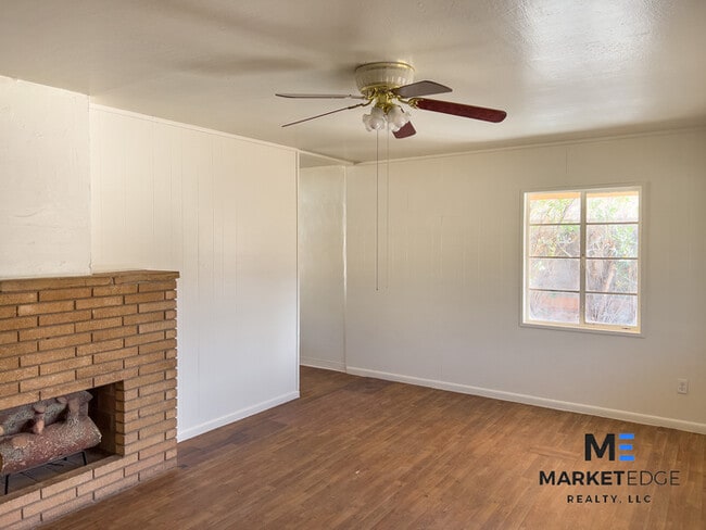 Foto del edificio - 2Bed/1Bath Home at Dobbins/7th! Ready for ...