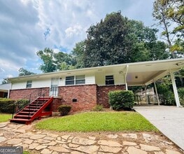 Building Photo - 986 Biltmore Dr NE