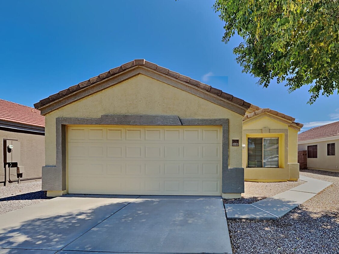 Primary Photo - 2470 W Silver Creek Ln