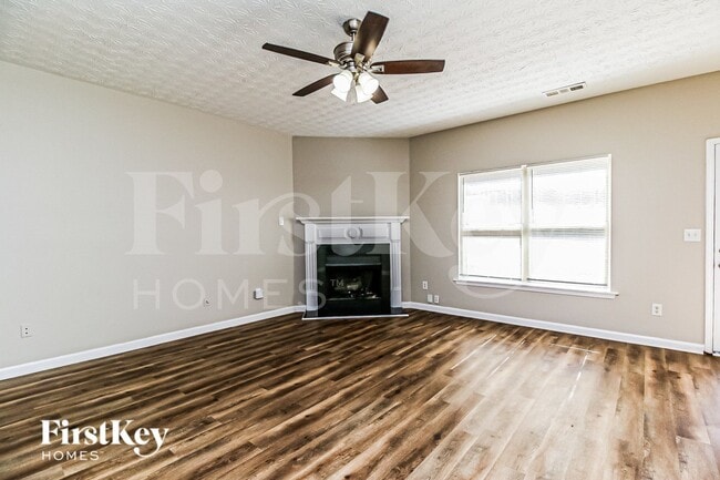 Building Photo - 6014 Centennial Run