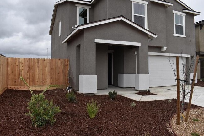 Building Photo - 4523 Iris Ct