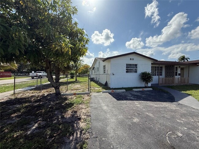 Building Photo - 1101 NW 55th Ave