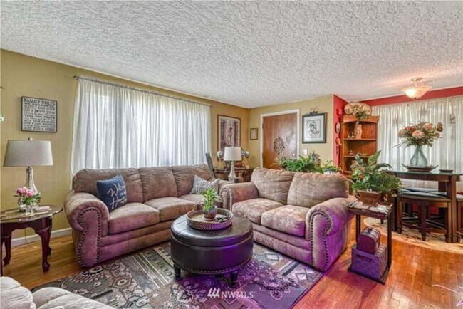 Building Photo - 520 Buena Vista Ave