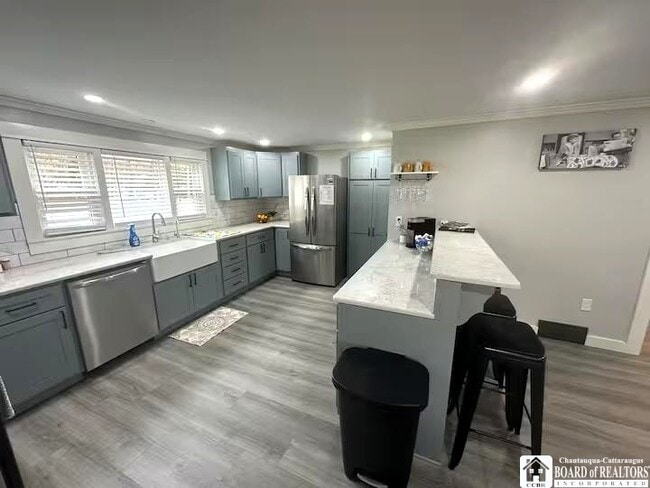 Building Photo - 41 Butler Ave