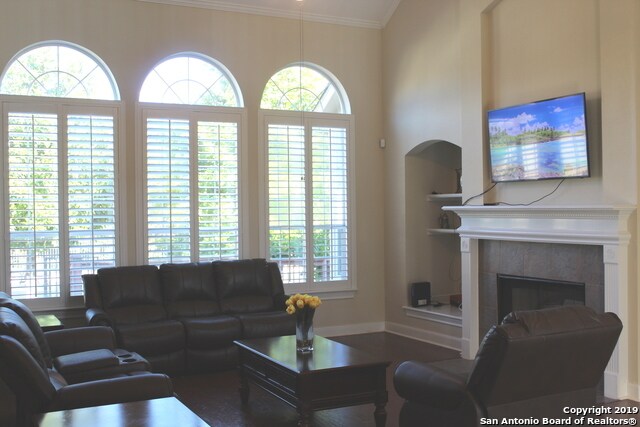 Foto del edificio - 627 Ridge Trace