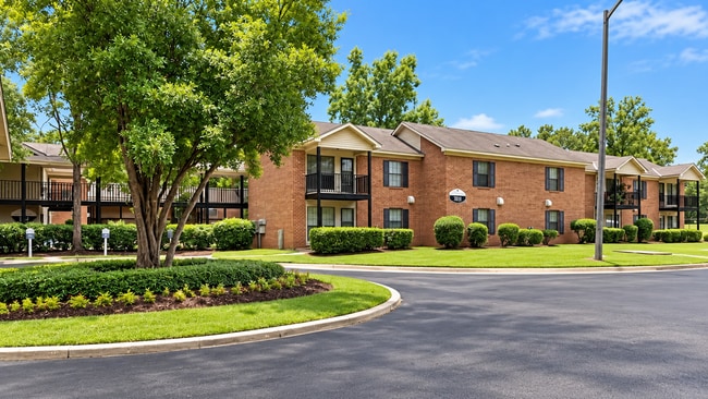 Building Photo - Bell Oaks Apartments