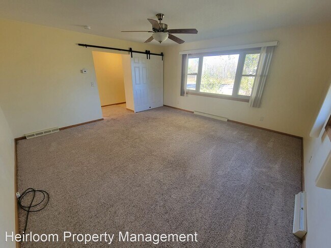 Building Photo - 3 br, 1 bath House - 4518 Martin Road