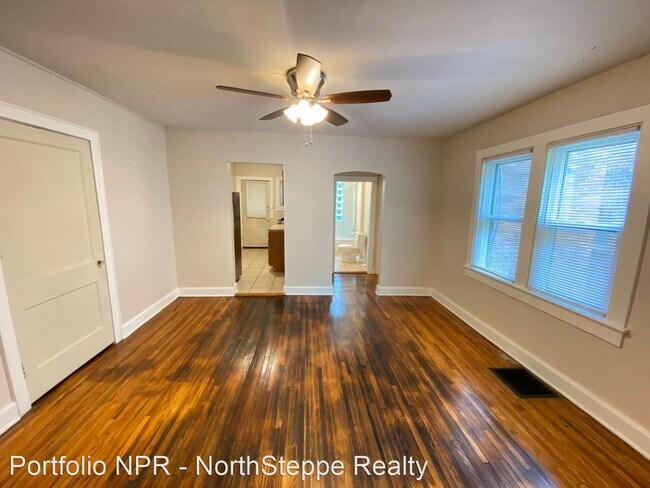 Building Photo - 1 br, 1 bath Apartment - 125 W Blake Ave 1...