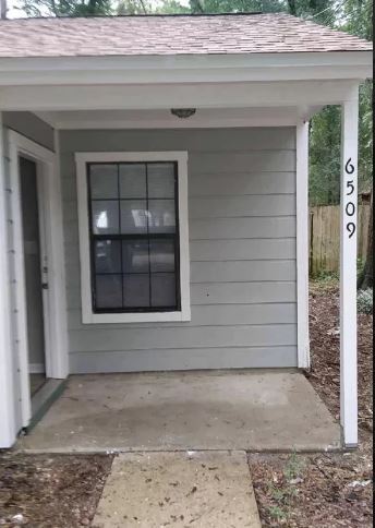 Building Photo - 6511 Bombadil Dr