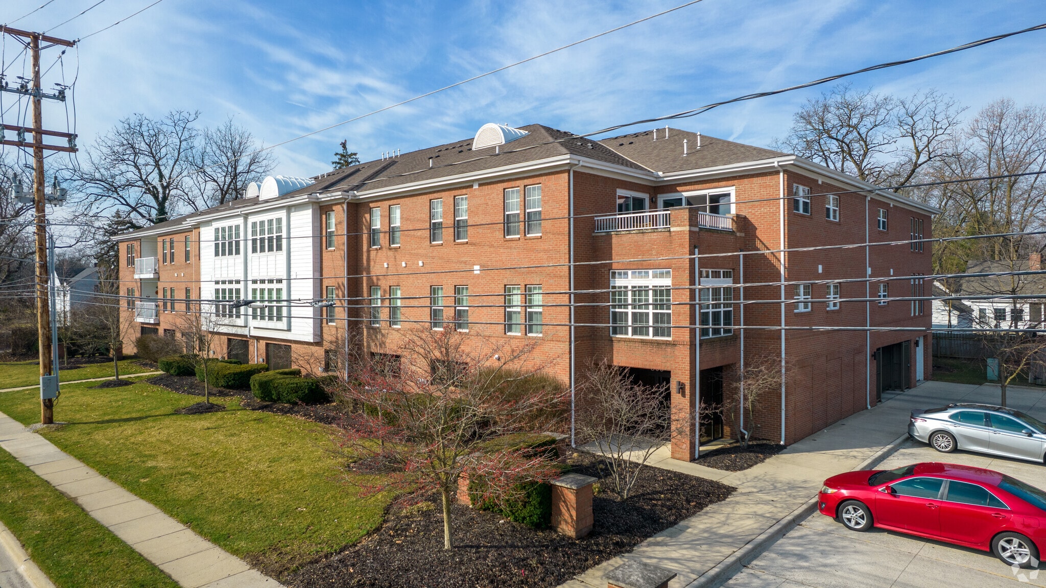 Simsbury Place Condominiums