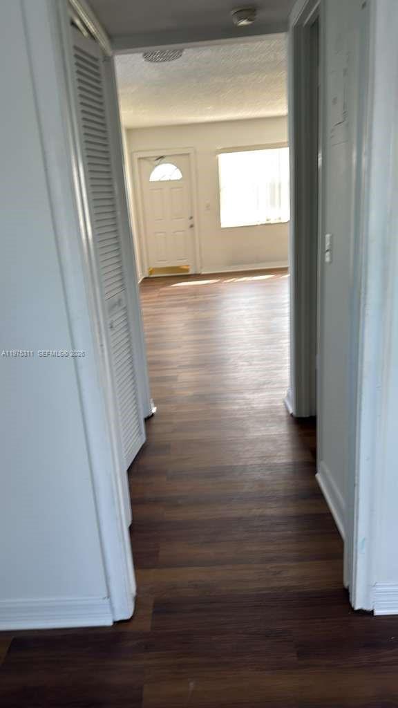 Foto del edificio - 104 Easthampton E