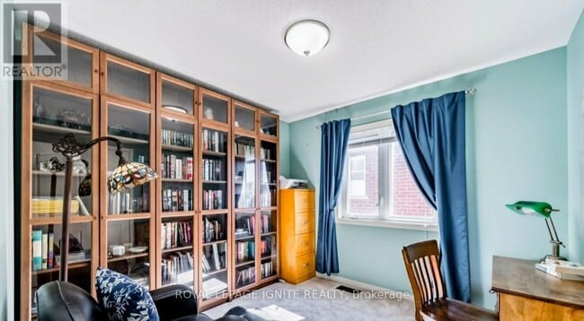 Photo du bâtiment - 1271 Meath Dr