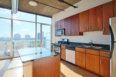 Foto del edificio - 2125 S Indiana Ave