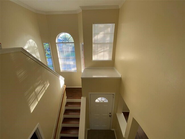 Foto del edificio - 5423 Gosforth Dr