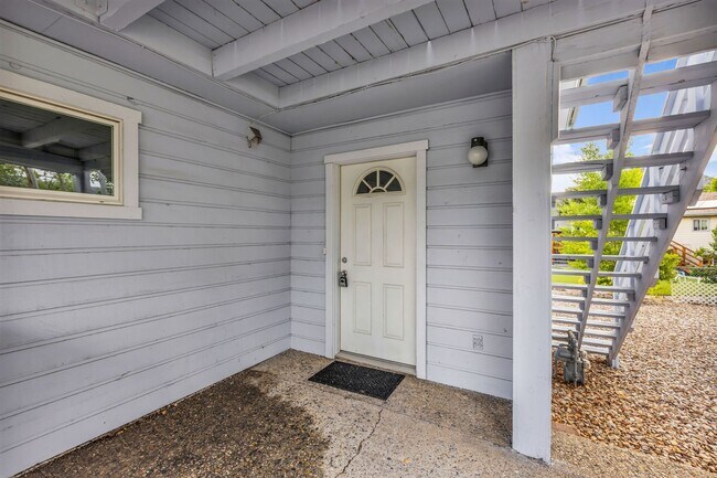 Building Photo - Prospector Townhome