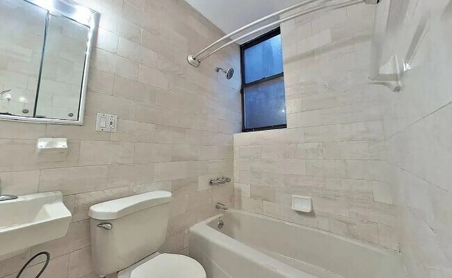 Building Photo - East 61st Street