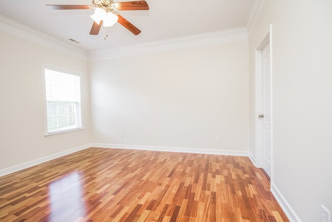 Building Photo - 3306 Hamberton Cir
