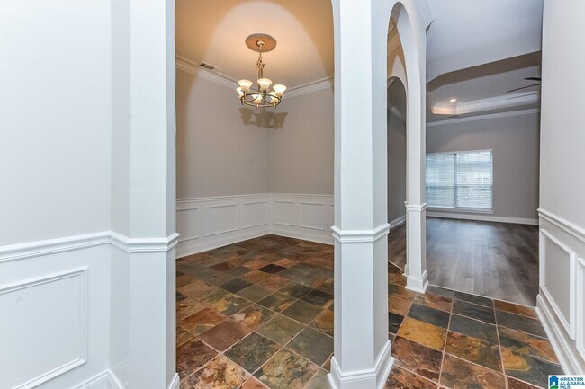 Foto del edificio - 1215 Riverford Dr