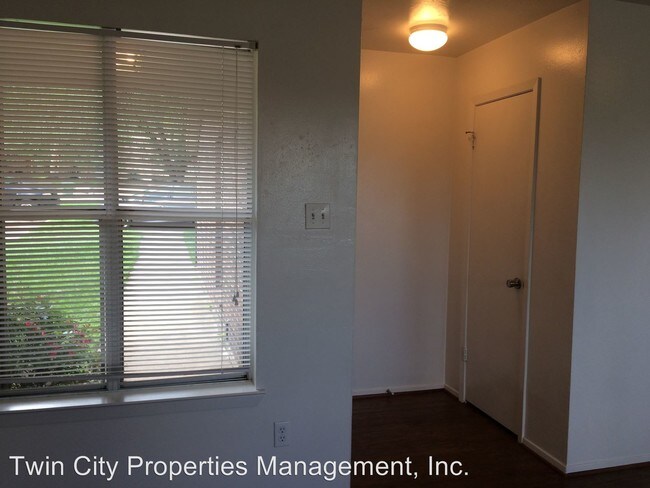 Foto del edificio - 2611 Pecan Knoll St