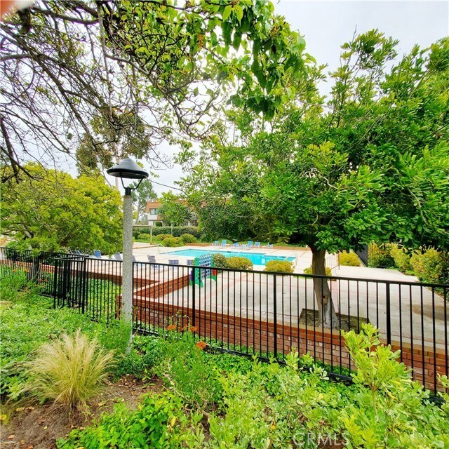 Foto del edificio - 28025 Ridgecove Ct N