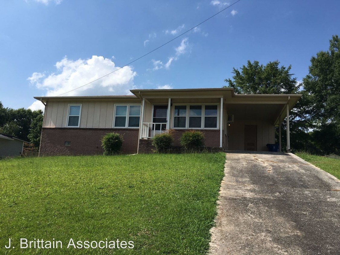 3 br, 1 bath House 1621 W 22nd Street House Rental in Anniston, AL