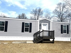 Building Photo - 1315 Edenville Rd
