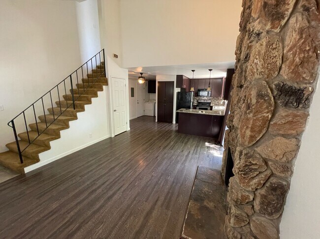 Foto del edificio - 2631-2631 V St