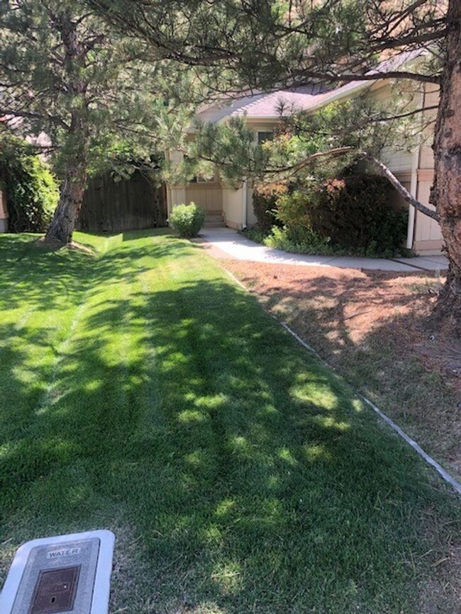 Foto del edificio - OPEN HOUSE (SUNDAY) 5/4 FROM 2:0 - 3:00.